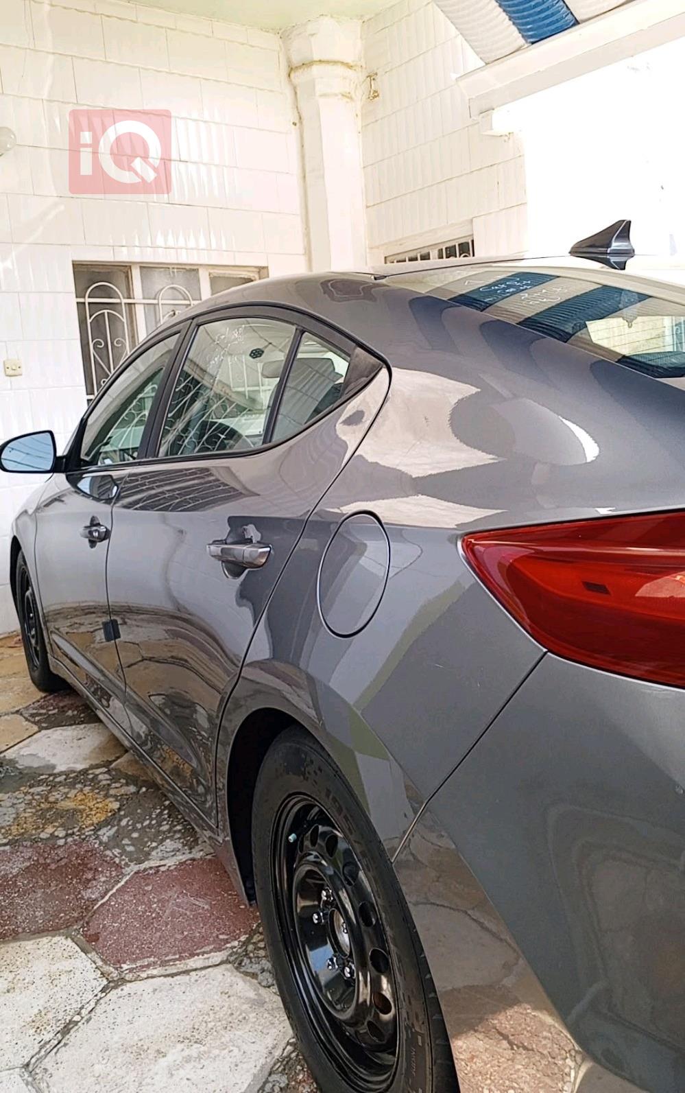 هيونداي النترا